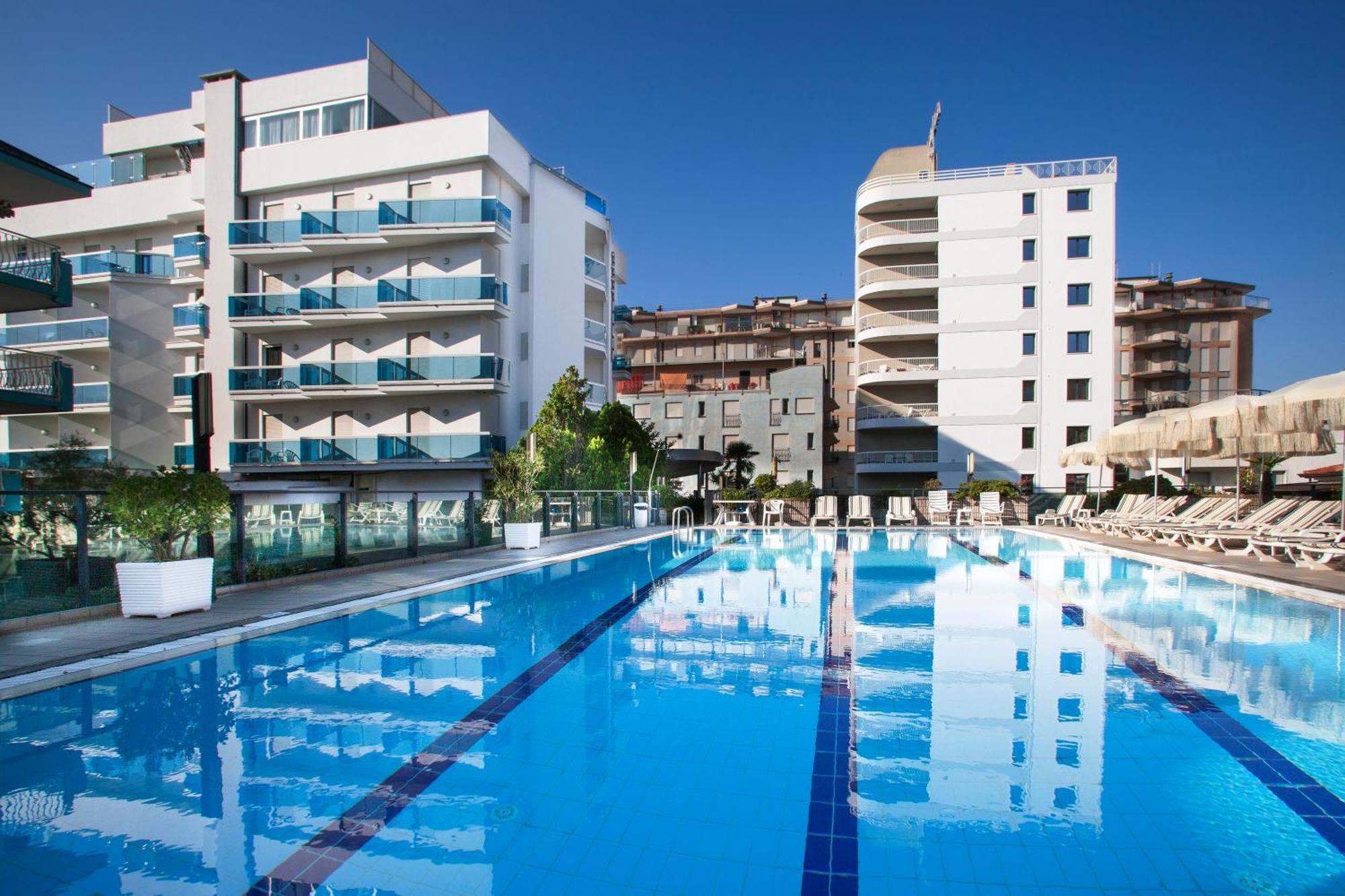 Residence Atlantico Лідо-ді-Єзоло Екстер'єр фото